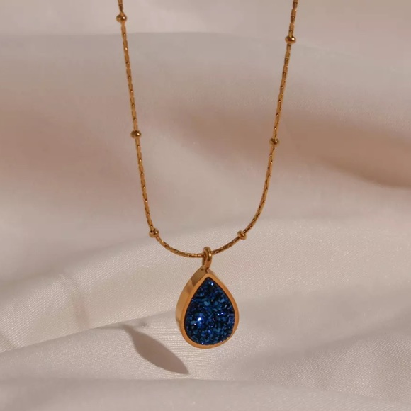 Jewelry - New 18K Starry Sky Beads Chain Necklace, nice Necklace, cute Necklace